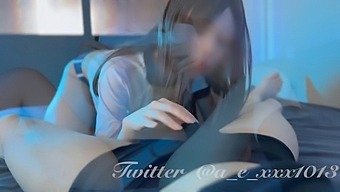 رسوم متحركة هنتاي لمراهقة ترتد في وضعية الراعية العكسية